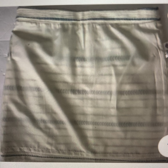 ANN TAYLOR LOFT- white , Blue, lavender Tweed like wrap skirt. - Picture 13 of 14